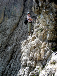 Ausgesetzte Wandquerung Pisciadù-Klettersteig Sella